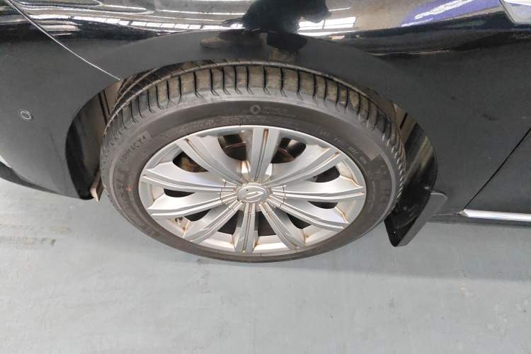 Used GAC Trumpchi GA8 2020 390T Ultimate Edition Exterior 4