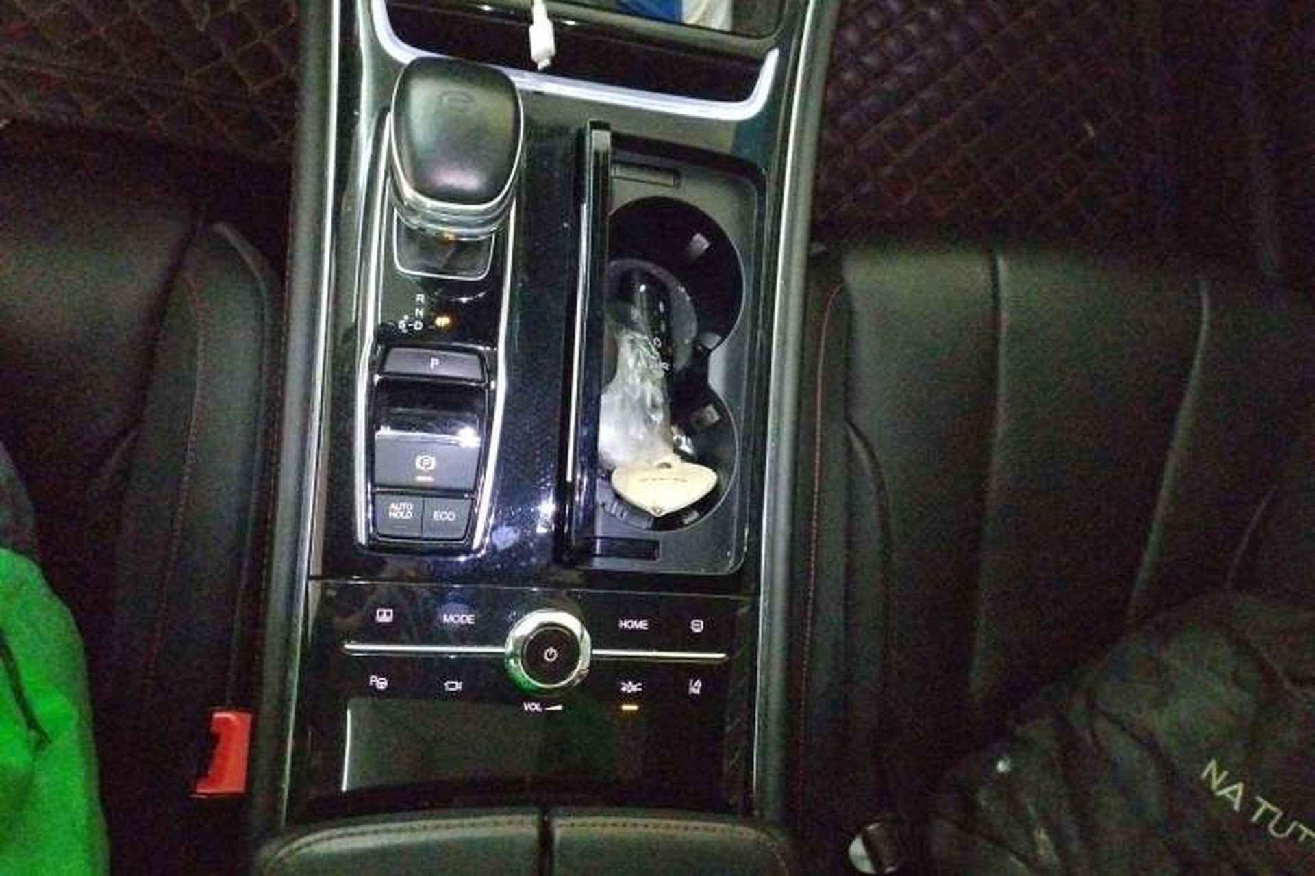 Used GAC Trumpchi GA8 2020 390T Ultimate Edition Gear Lever