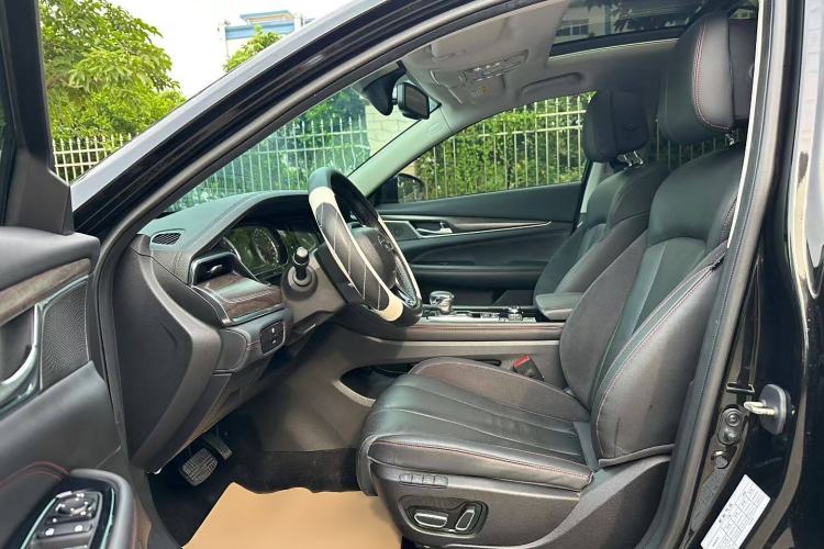 Used GAC Trumpchi GA8 2020 390T Prestige Edition Interior 10