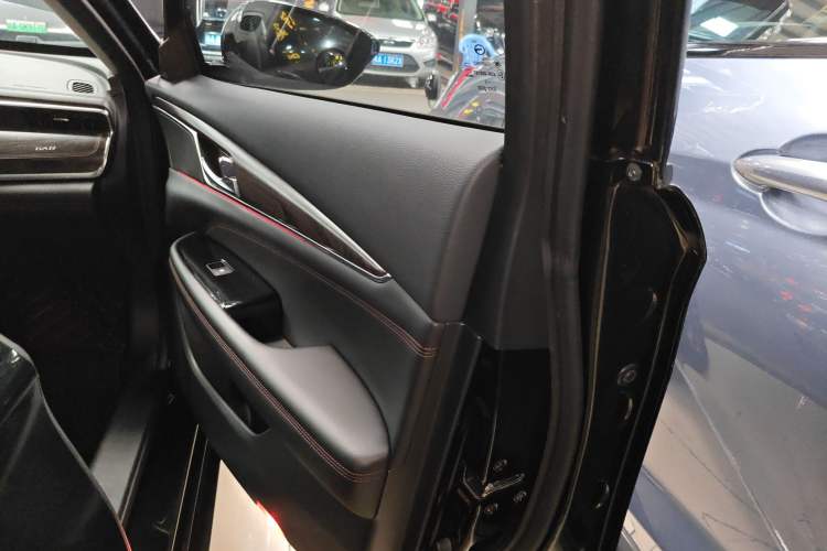 Used GAC Trumpchi GA8 2020 390T Prestige Edition Interior 5