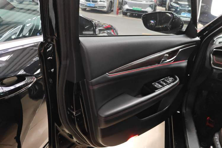 Used GAC Trumpchi GA8 2020 390T Prestige Edition Interior 7