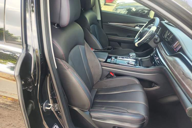 Used GAC Trumpchi GA8 2020 390T Prestige Edition Right Front Seat