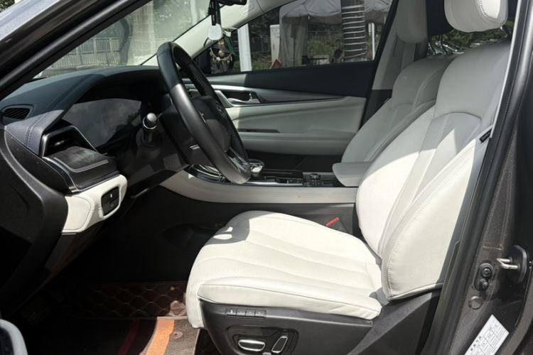 Used GAC Trumpchi GA8 2020 390T Prestige Edition Interior 2
