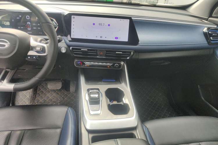 Used GAC Trumpchi GS3 2023 Shadow Speed 270T R-STYLE Edition Audio And AC Panel