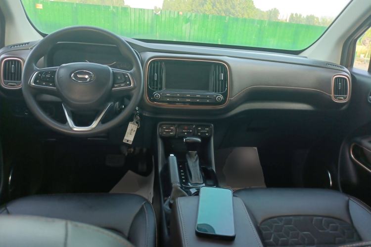 Used GAC Trumpchi GS3 2017 150N Automatic Elite Edition Interior 2
