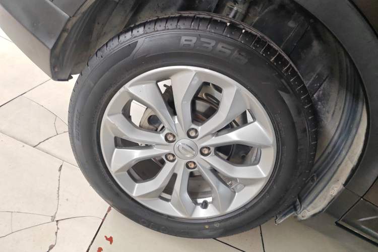 Used GAC Trumpchi GS3 2017 150N Automatic Elite Edition Right Rear Wheel Hub