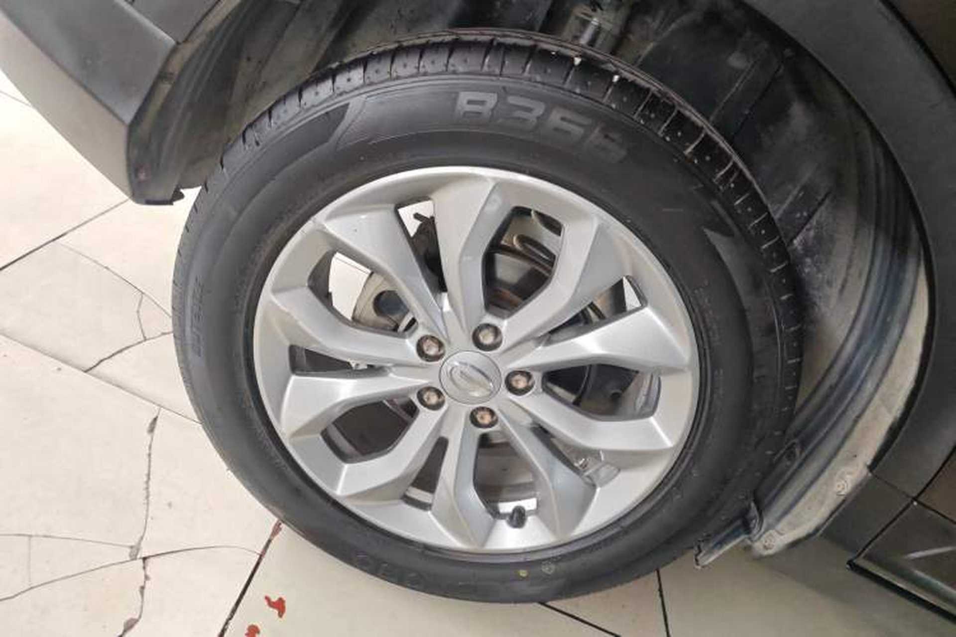 Used GAC Trumpchi GS3 2017 150N Automatic Elite Edition Right Rear Wheel Hub