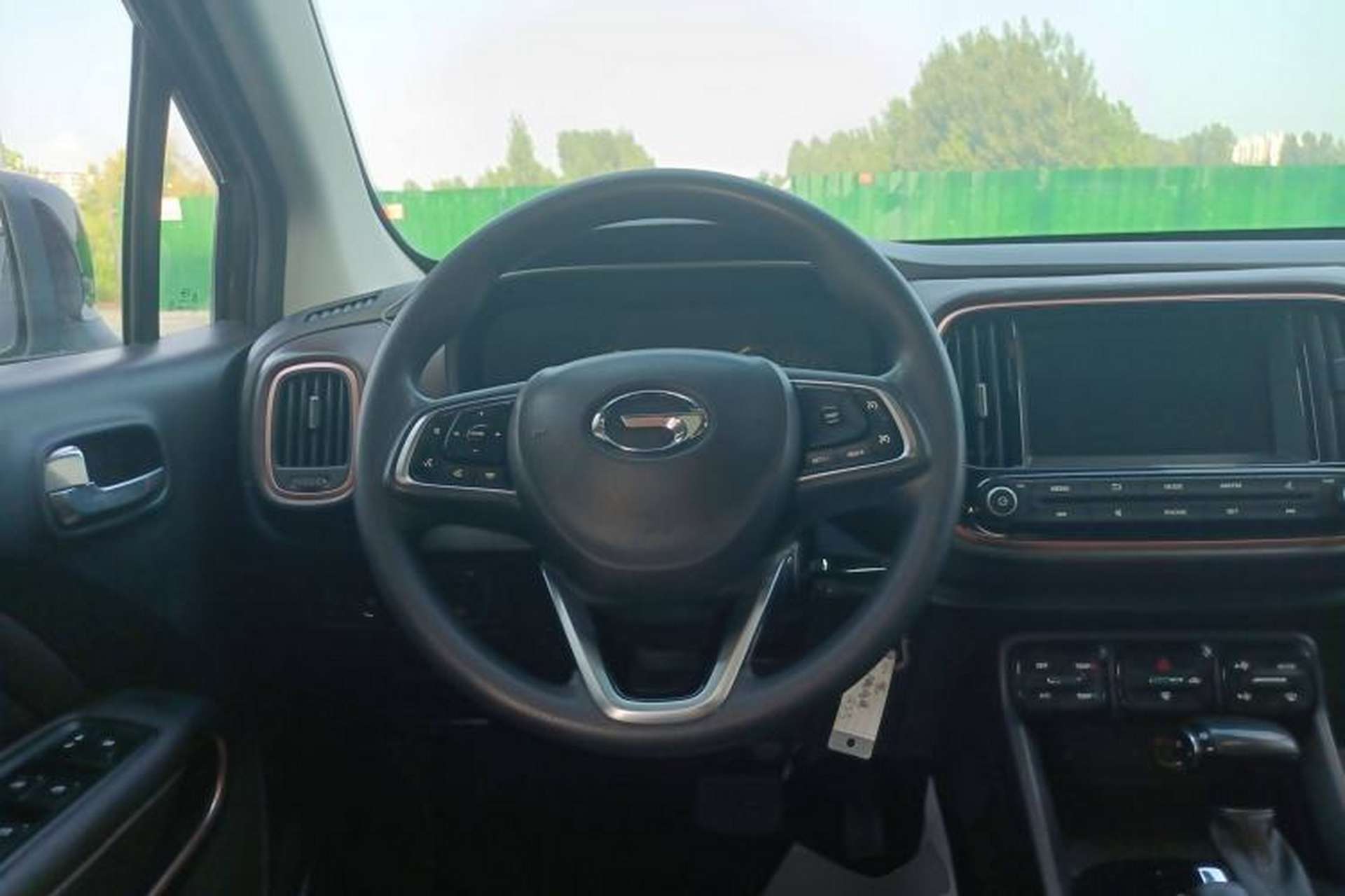 Used GAC Trumpchi GS3 2017 150N Automatic Elite Edition Steering Wheel
