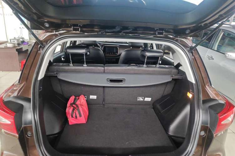 Used GAC Trumpchi GS3 2017 150N Automatic Elite Edition Trunk