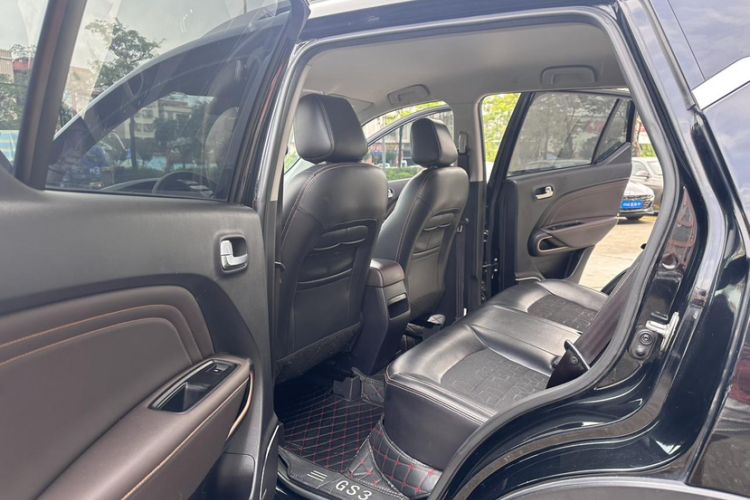 Used GAC Trumpchi GS3 2017 150N Automatic Comfort Edition Interior 11
