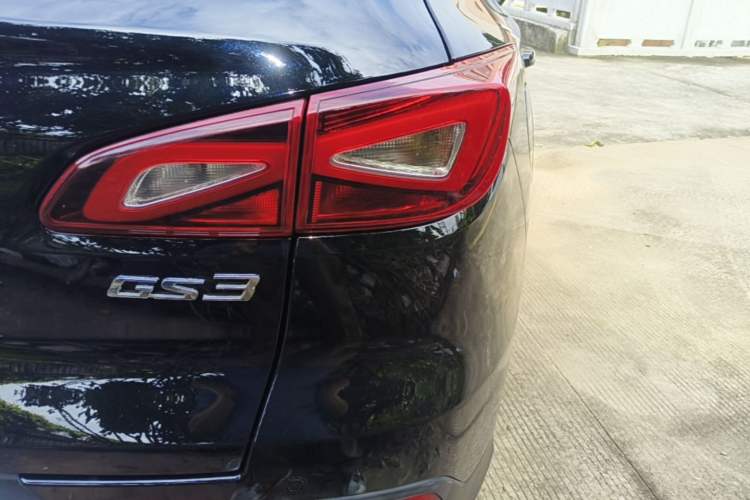Used GAC Trumpchi GS3 2017 150N Automatic Comfort Edition Right Rear Taillight