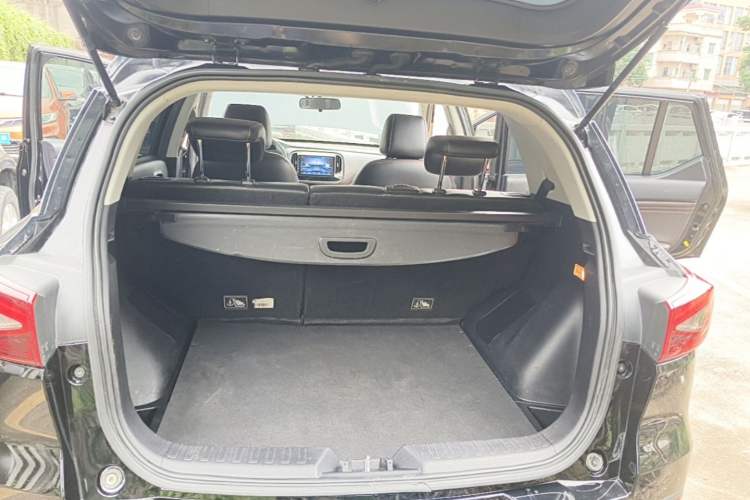 Used GAC Trumpchi GS3 2017 150N Automatic Comfort Edition Trunk