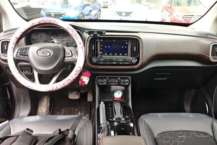 Used GAC Trumpchi GS3 2017 150N Automatic Elite Edition Center Console