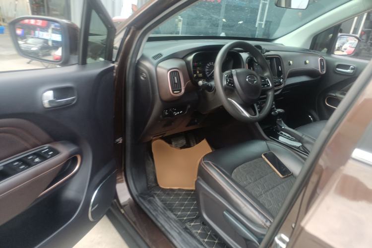 Used GAC Trumpchi GS3 2017 200T Automatic Elite Edition Driver Seat