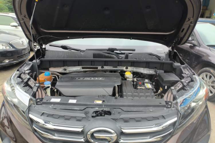 Used GAC Trumpchi GS3 2017 150N Manual Elite Edition Engine Bay