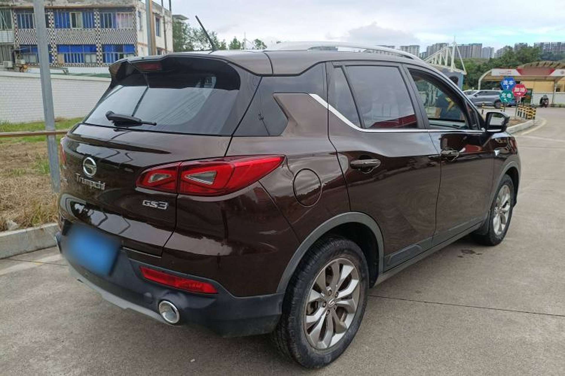Used GAC Trumpchi GS3 2017 150N Manual Elite Edition Exterior 4