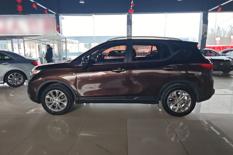 Used GAC Trumpchi GS3 2017 150N Automatic Elite Edition Exterior 5