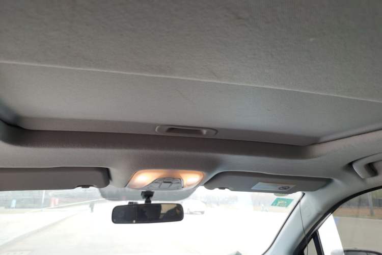 Used GAC Trumpchi GS3 2017 150N Automatic Elite Edition Headliner