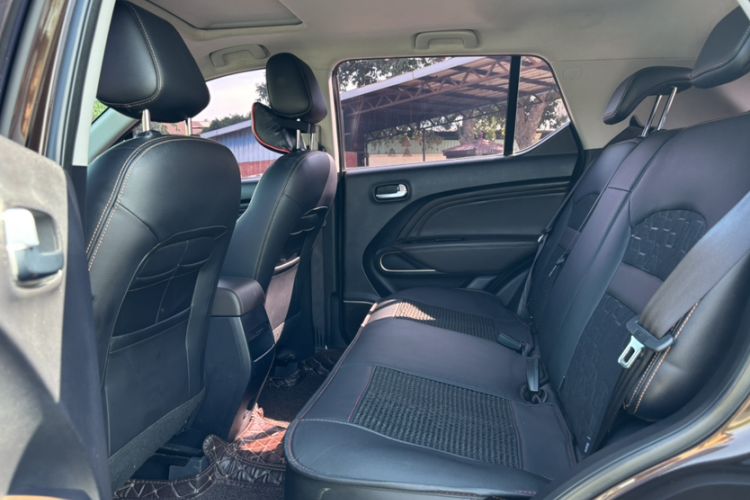 Used GAC Trumpchi GS3 2017 150N Automatic Elite Edition Interior 1