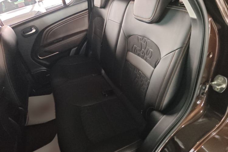 Used GAC Trumpchi GS3 2017 150N Automatic Elite Edition Interior 1