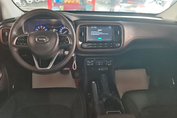 Used GAC Trumpchi GS3 2017 150N Automatic Elite Edition Interior 3
