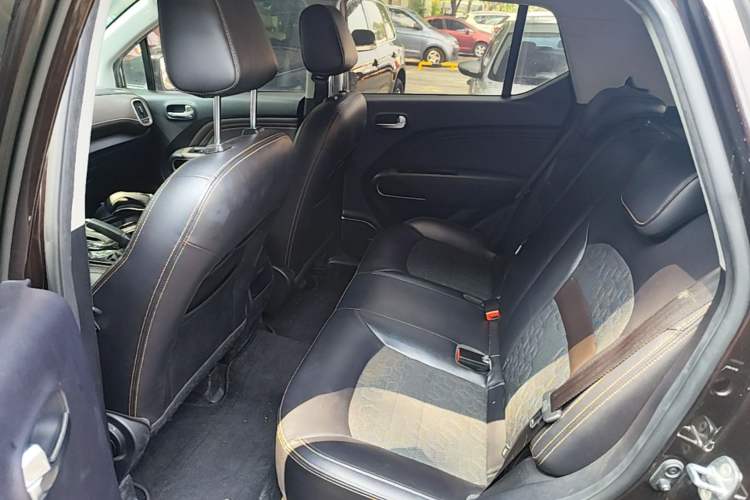 Used GAC Trumpchi GS3 2017 200T Automatic Elite Edition Left Rear Seat