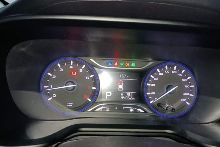 Used GAC Trumpchi GS3 2017 200T Automatic Elite Edition Odometer Close Up
