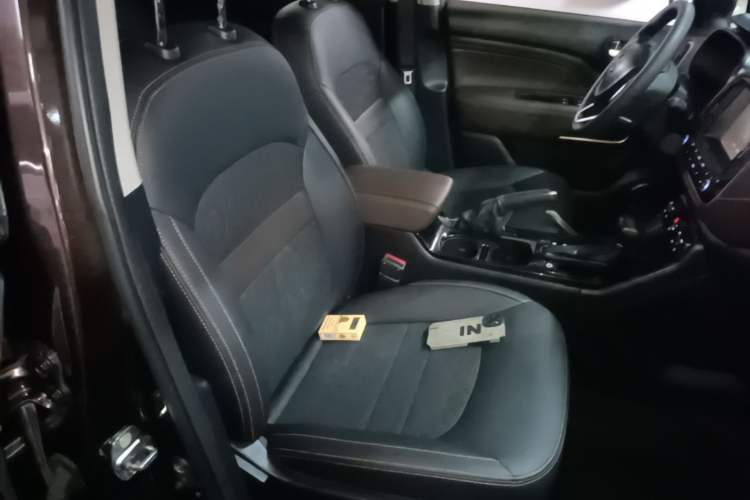 Used GAC Trumpchi GS3 2017 200T Automatic Elite Edition Right Front Seat