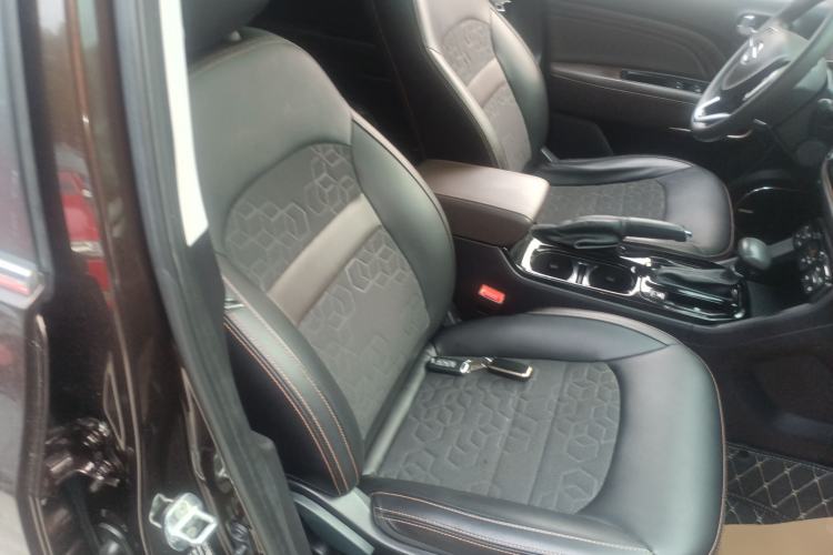 Used GAC Trumpchi GS3 2017 200T Automatic Elite Edition Right Front Seat