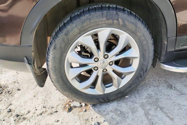 Used GAC Trumpchi GS3 2017 150N Manual Elite Edition Right Rear Wheel Hub