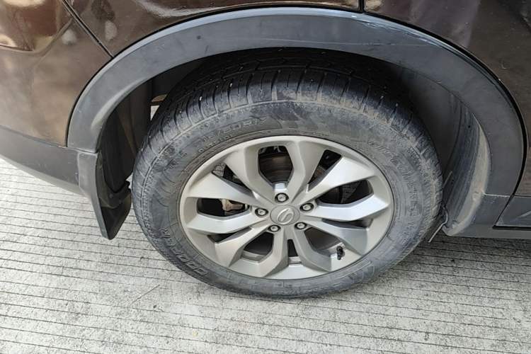 Used GAC Trumpchi GS3 2017 200T Automatic Elite Edition Right Rear Wheel Hub