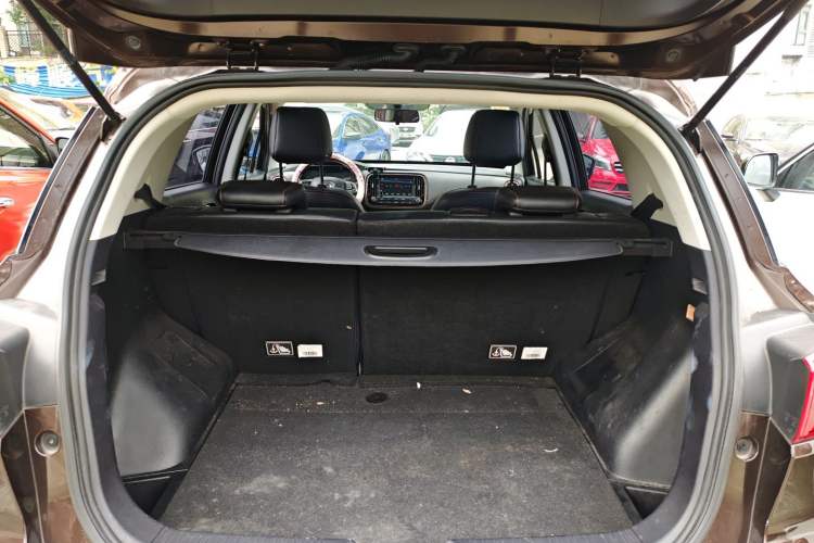 Used GAC Trumpchi GS3 2017 150N Automatic Elite Edition Trunk