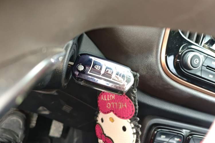 Used GAC Trumpchi GS3 2017 150N Automatic Elite Edition Vehicle Key
