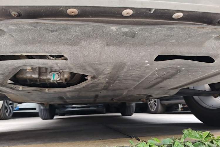 Used GAC Trumpchi GS3 2017 200T Automatic Luxury Edition Chassis Front