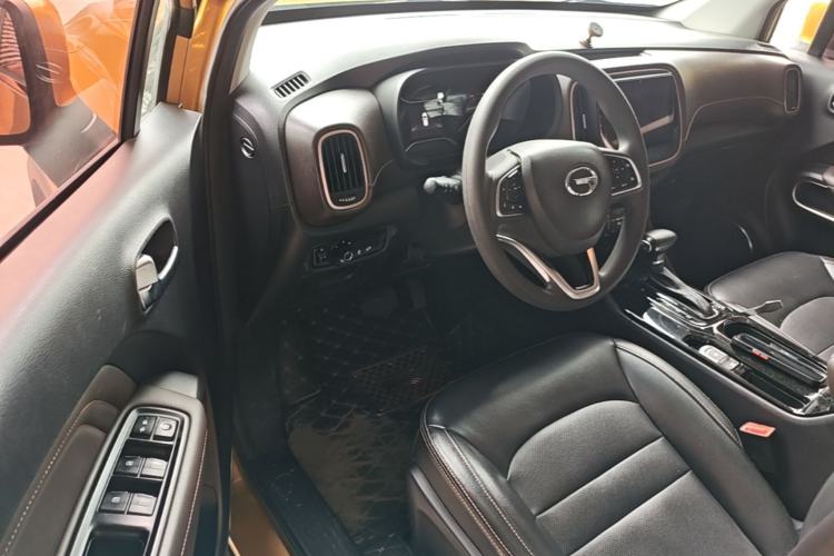 Used GAC Trumpchi GS3 2017 200T Automatic Luxury Edition Driver Seat