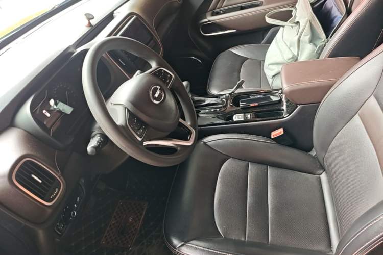 Used GAC Trumpchi GS3 2017 200T Automatic Luxury Edition Left Front Seat