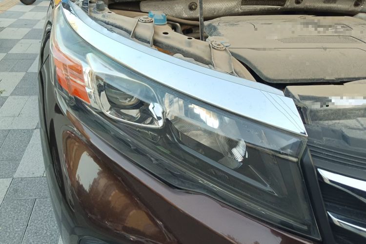 Used GAC Trumpchi GS3 2017 150N Manual Elite Edition Right Front Headlight