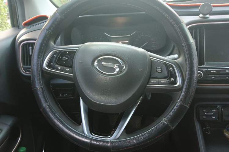 Used GAC Trumpchi GS3 2017 150N Manual Elite Edition Steering Wheel