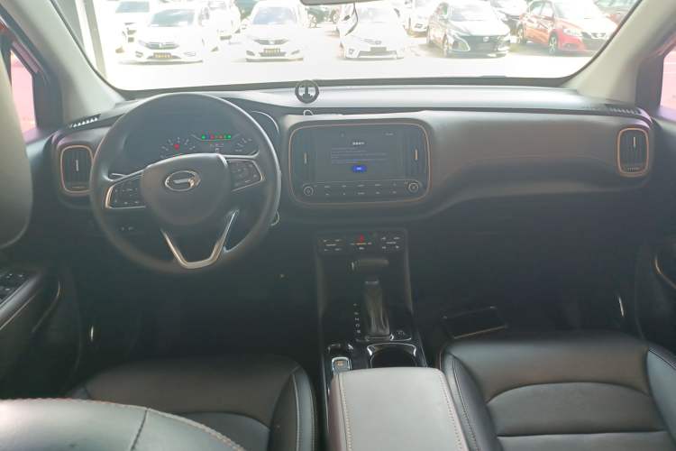 Used GAC Trumpchi GS3 2017 200T Automatic Luxury Edition Center Console