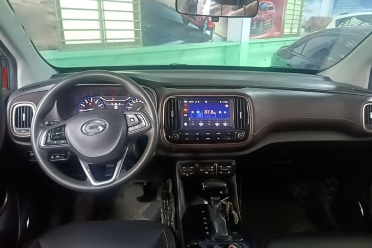 Used GAC Trumpchi GS3 2017 200T Automatic Luxury Edition Center Console