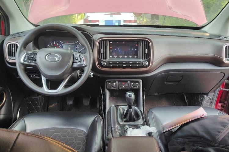 Used GAC Trumpchi GS3 2017 150N Manual Elite Edition Center Console