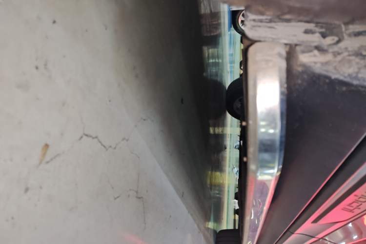 Used GAC Trumpchi GS3 2017 150N Automatic Elite Edition Chassis Rear Right