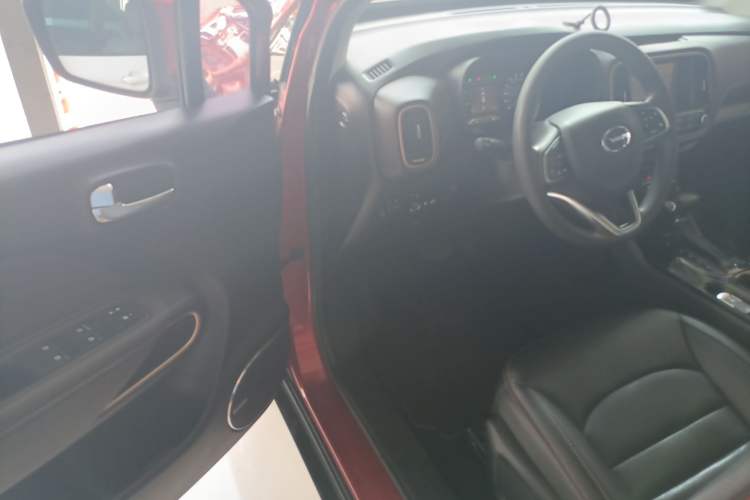 Used GAC Trumpchi GS3 2017 200T Automatic Luxury Edition Driver Seat