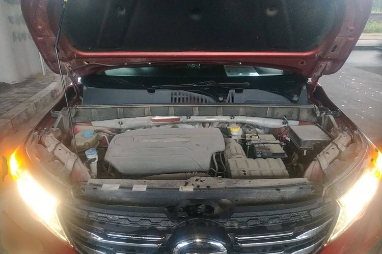 Used GAC Trumpchi GS3 2017 200T Automatic Elite Edition Engine Bay
