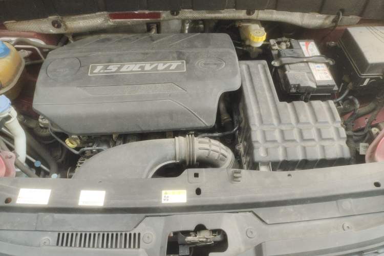 Used GAC Trumpchi GS3 2017 150N Automatic Elite Edition Engine Bay