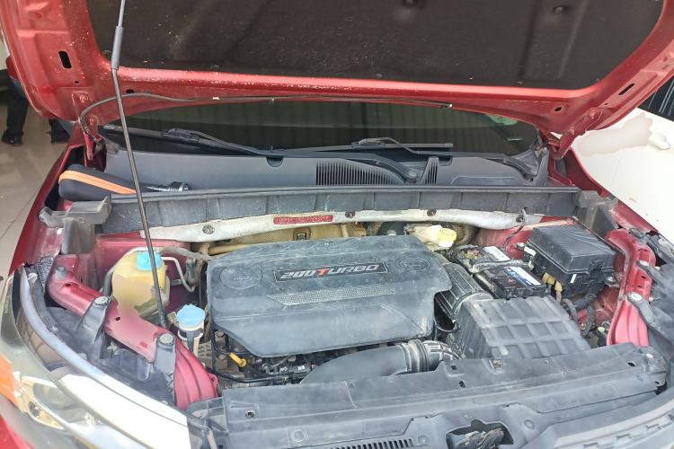 Used GAC Trumpchi GS3 2017 200T Automatic Luxury Edition Engine Bay