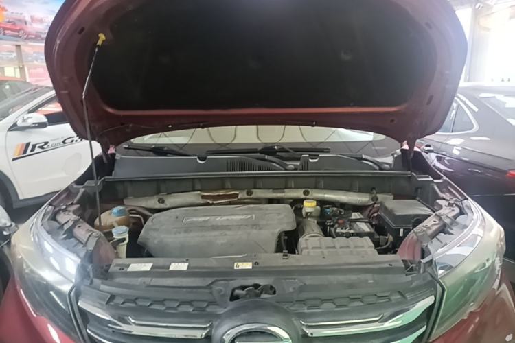 Used GAC Trumpchi GS3 2017 200T Automatic Luxury Edition Engine Bay