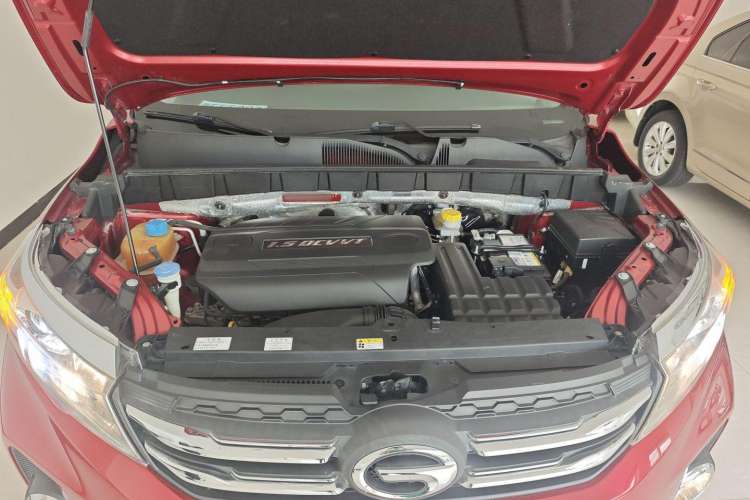 Used GAC Trumpchi GS3 2017 150N Manual Elite Edition Engine Bay