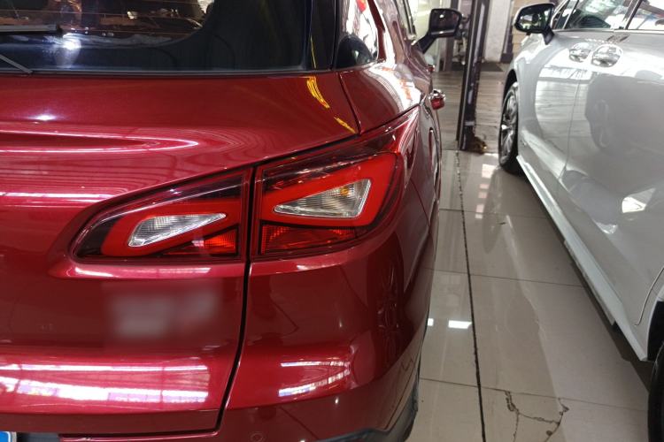 Used GAC Trumpchi GS3 2017 200T Automatic Luxury Edition Exterior 3