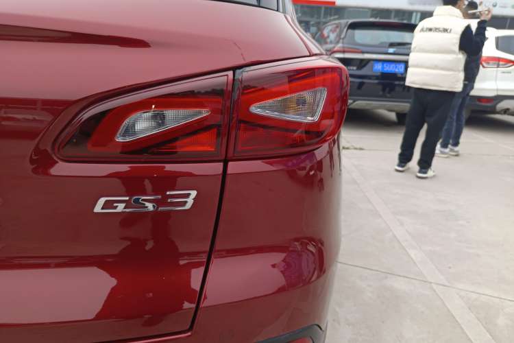 Used GAC Trumpchi GS3 2017 150N Automatic Elite Edition Exterior 6